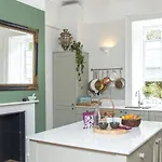 3 Berkeley Square 3*