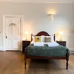 3 Berkeley Square