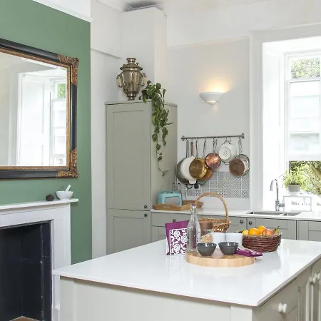 3 Berkeley Square *