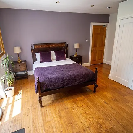 B&B 3 Berkeley Square