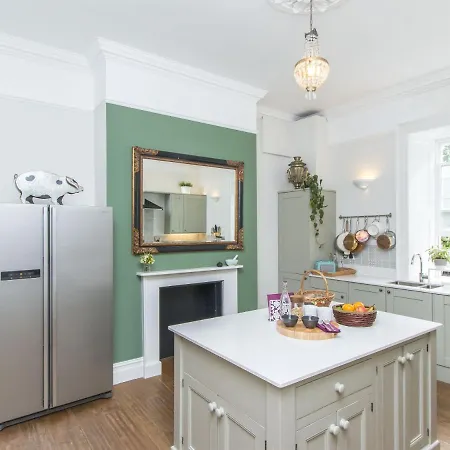 Alojamento de Acomodação e Pequeno-almoço 3 Berkeley Square