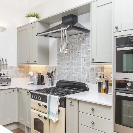 فندق مبيت وإفطار 3 Berkeley Square