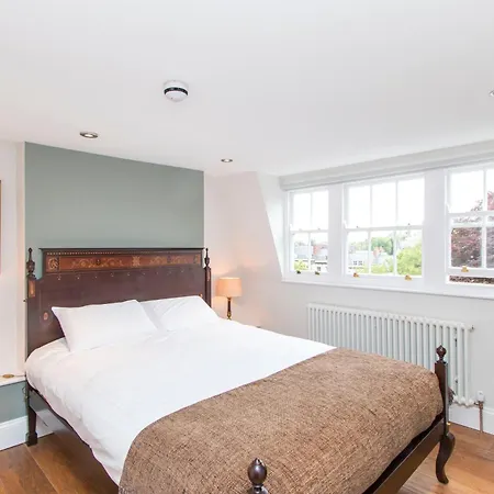 B&B 3 Berkeley Square 브리스틀