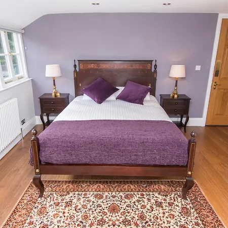 3 Berkeley Square B&B 3*