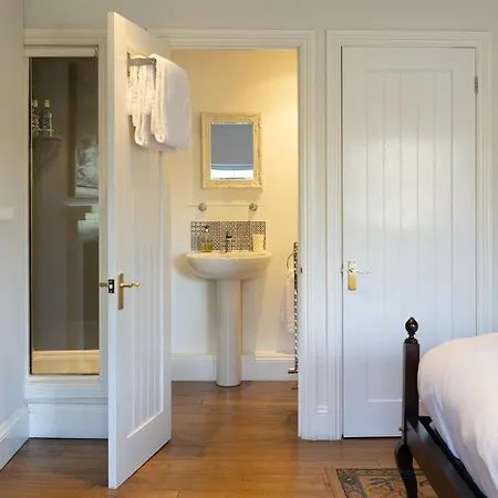 3 Berkeley Square B&B 브리스틀