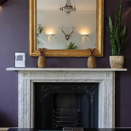 3 Berkeley Square 3* بريستول