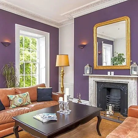 3 Berkeley Square 3*