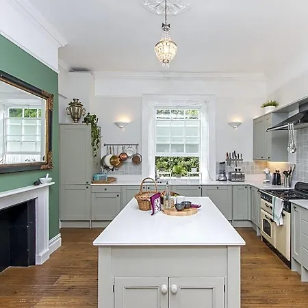 3 Berkeley Square