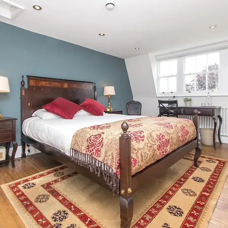 3 Berkeley Square בריסטול
