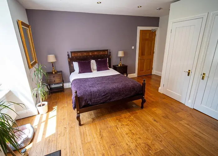 Bed & Breakfast 3 Berkeley Square