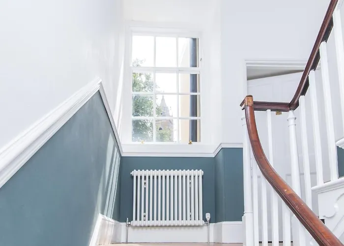 3 Berkeley Square Bed & Breakfast 3*