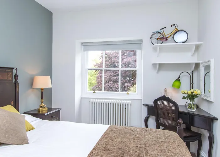 Bed & Breakfast 3 Berkeley Square Bristol