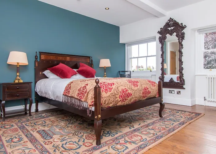 Bed & Breakfast 3 Berkeley Square Bristol