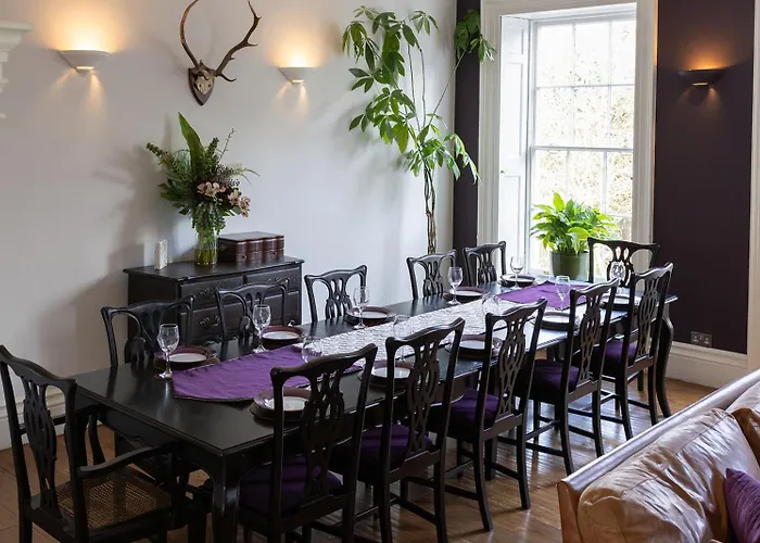 3 Berkeley Square 3*